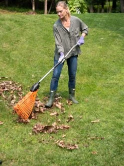 Magic Fly® Leaf Rake 10 Magic Fly® Leaf Rake -Outdoor Zone 8611047 028 tif