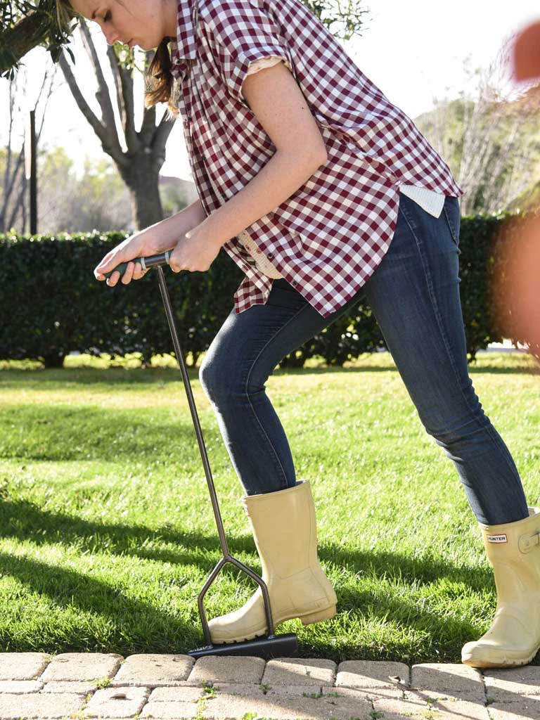 Yard Butler® Step Edger 1 Yard Butler® Step Edger
